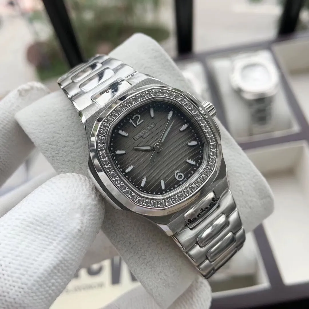 【Foreign trade import】💰1640! Women's Nautilus Patek Philippe - Nautilus Series 🌹🌹🌹 Trendy and generous collection, all-round creation of women's exclusive watches 316L stainless steel case, automatic winding movement, size 30mm × thickness 10mm🔥Top quality products continue to be produced🔥